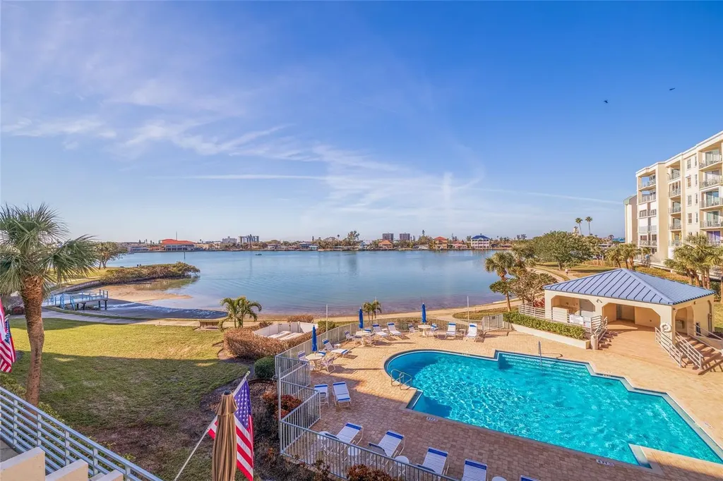 7902 Sailboat Key Boulevard S South Pasadena FL 33707