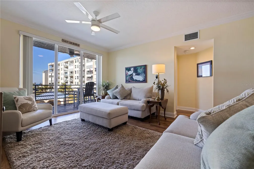 7902 Sailboat Key Boulevard S South Pasadena FL 33707