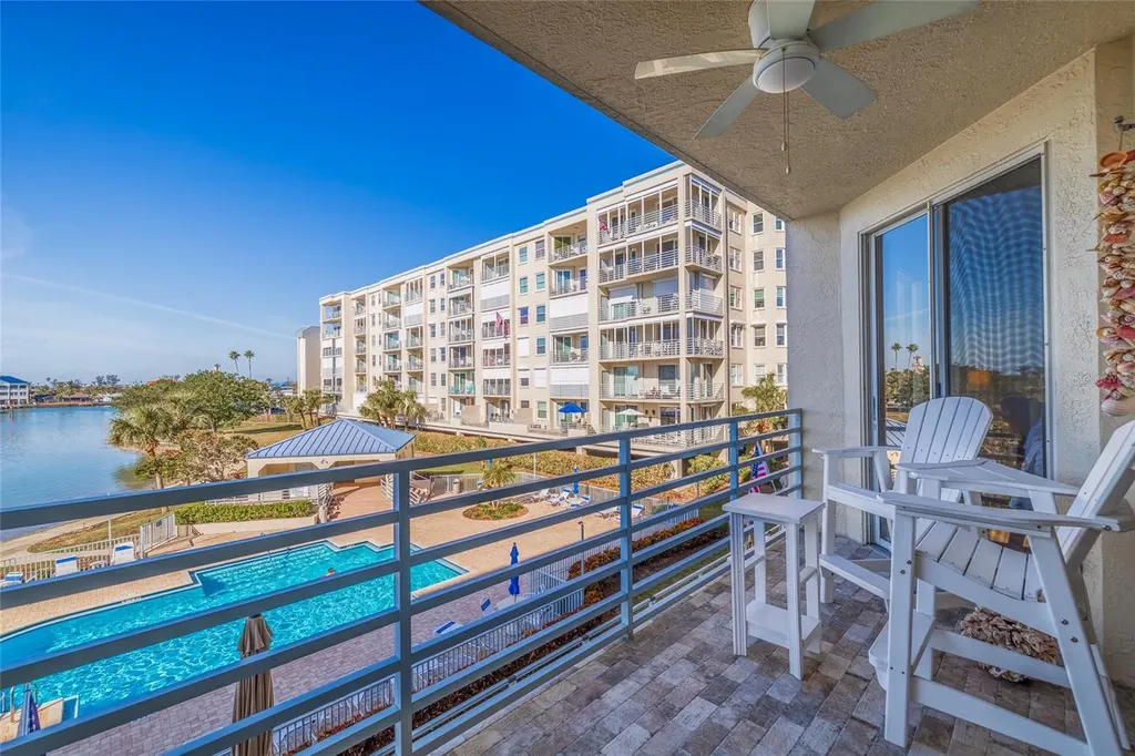 7902 Sailboat Key Boulevard S South Pasadena FL 33707