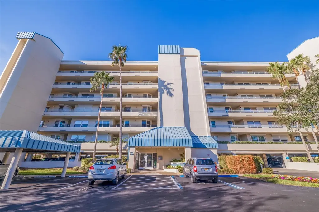 7902 Sailboat Key Boulevard S South Pasadena FL 33707