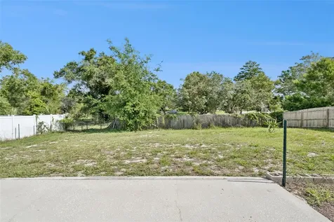 3076 Norlina Street Deltona FL 32738