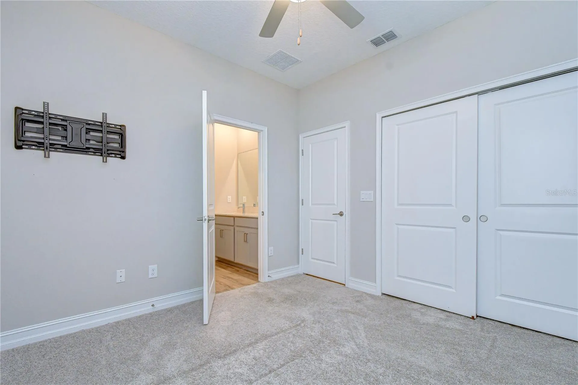 21534 Violet Periwinkle Drive Land O Lakes FL 34637