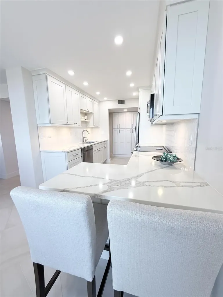 1050 Longboat Club Road Longboat Key FL 34228
