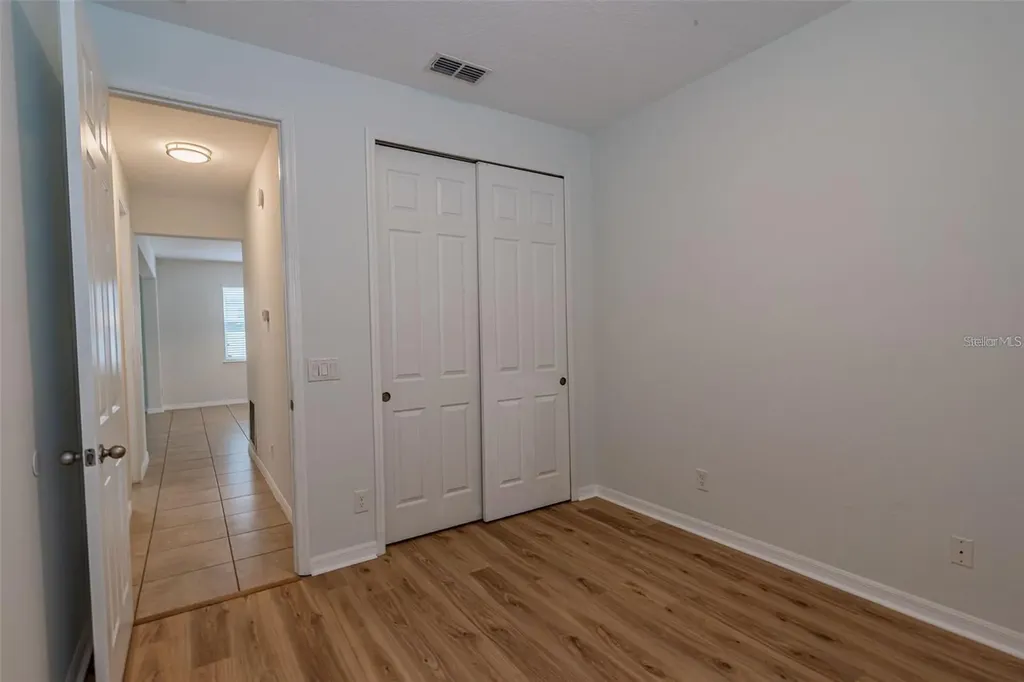 5278 Dove Tree Street Orlando FL 32811