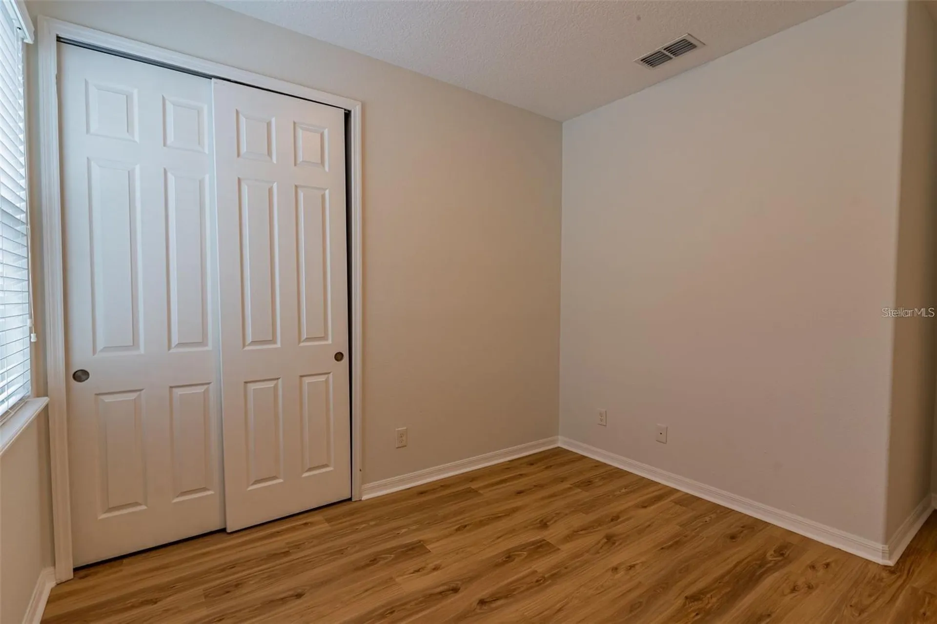 5278 Dove Tree Street Orlando FL 32811
