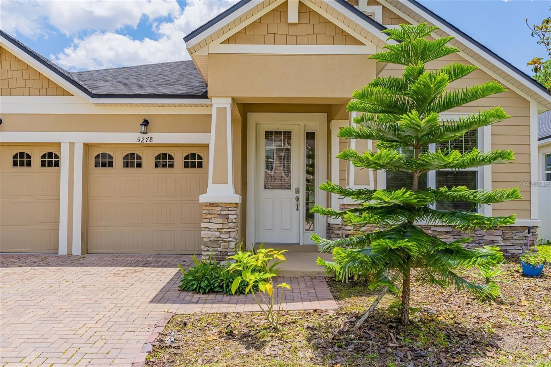 5278 Dove Tree Street Orlando FL 32811