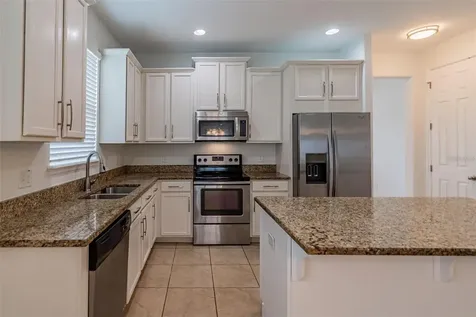 5278 Dove Tree Street Orlando FL 32811