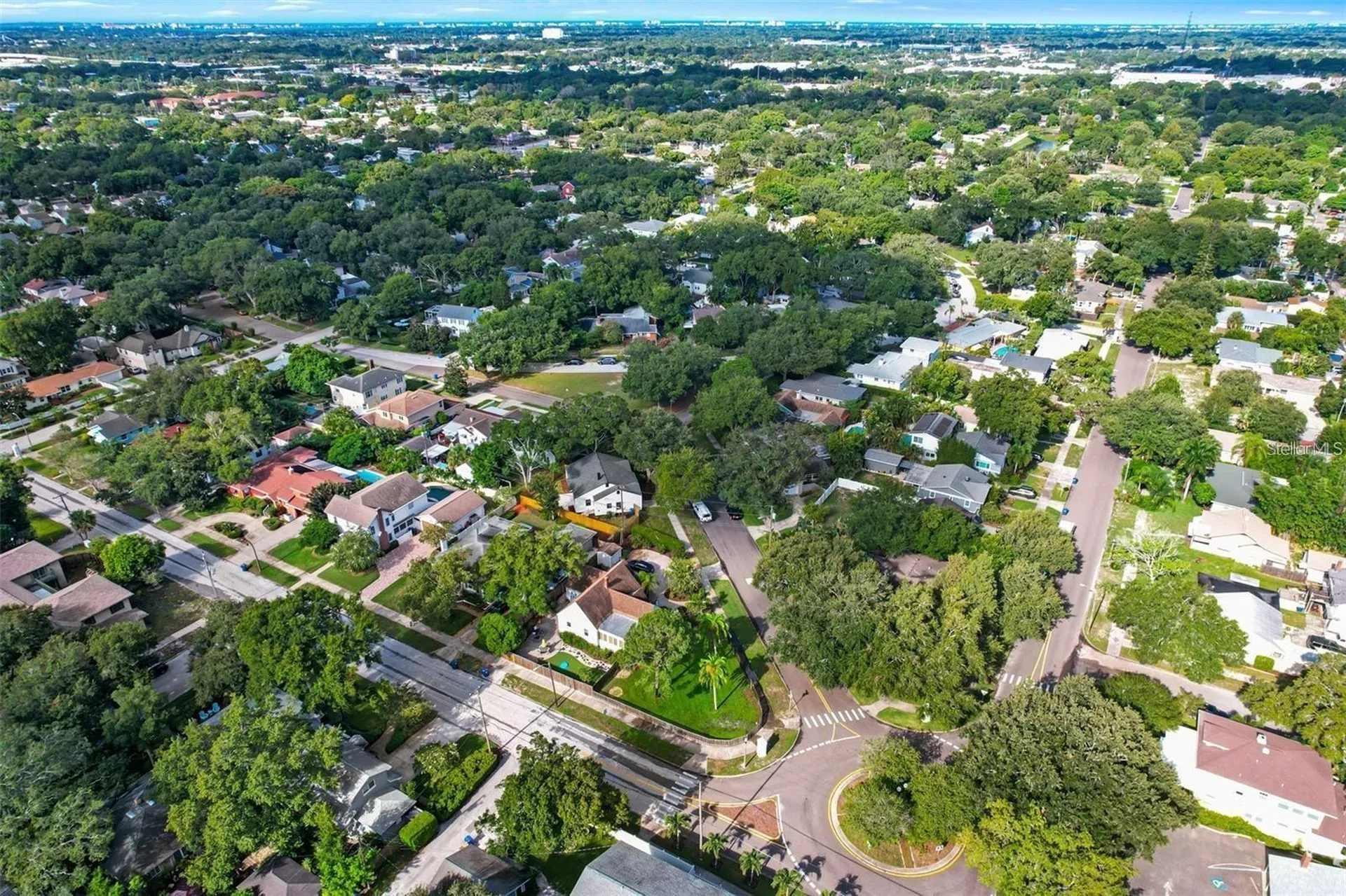 1224 Greenwood Avenue N St Petersburg FL 33704