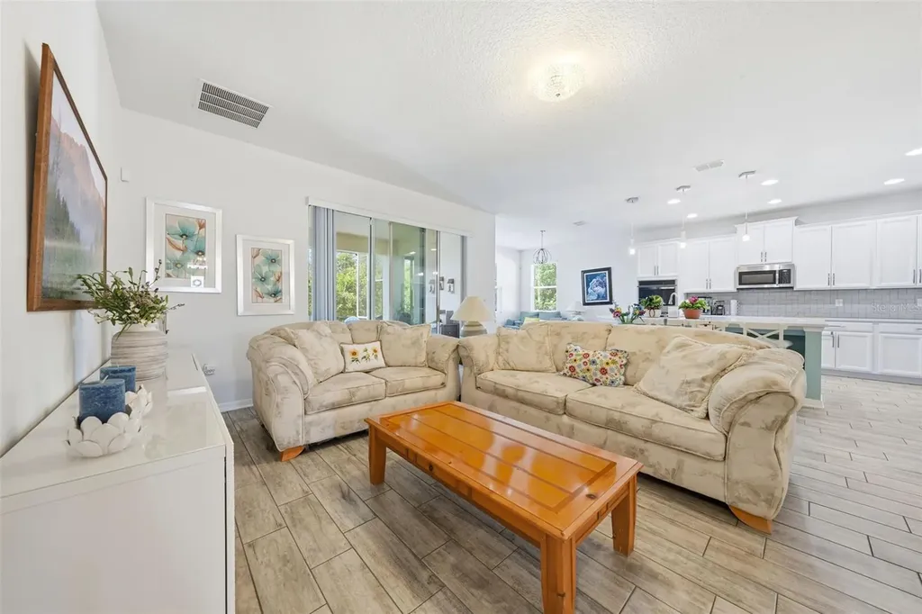 12249 Northover Loop Orlando FL 32824
