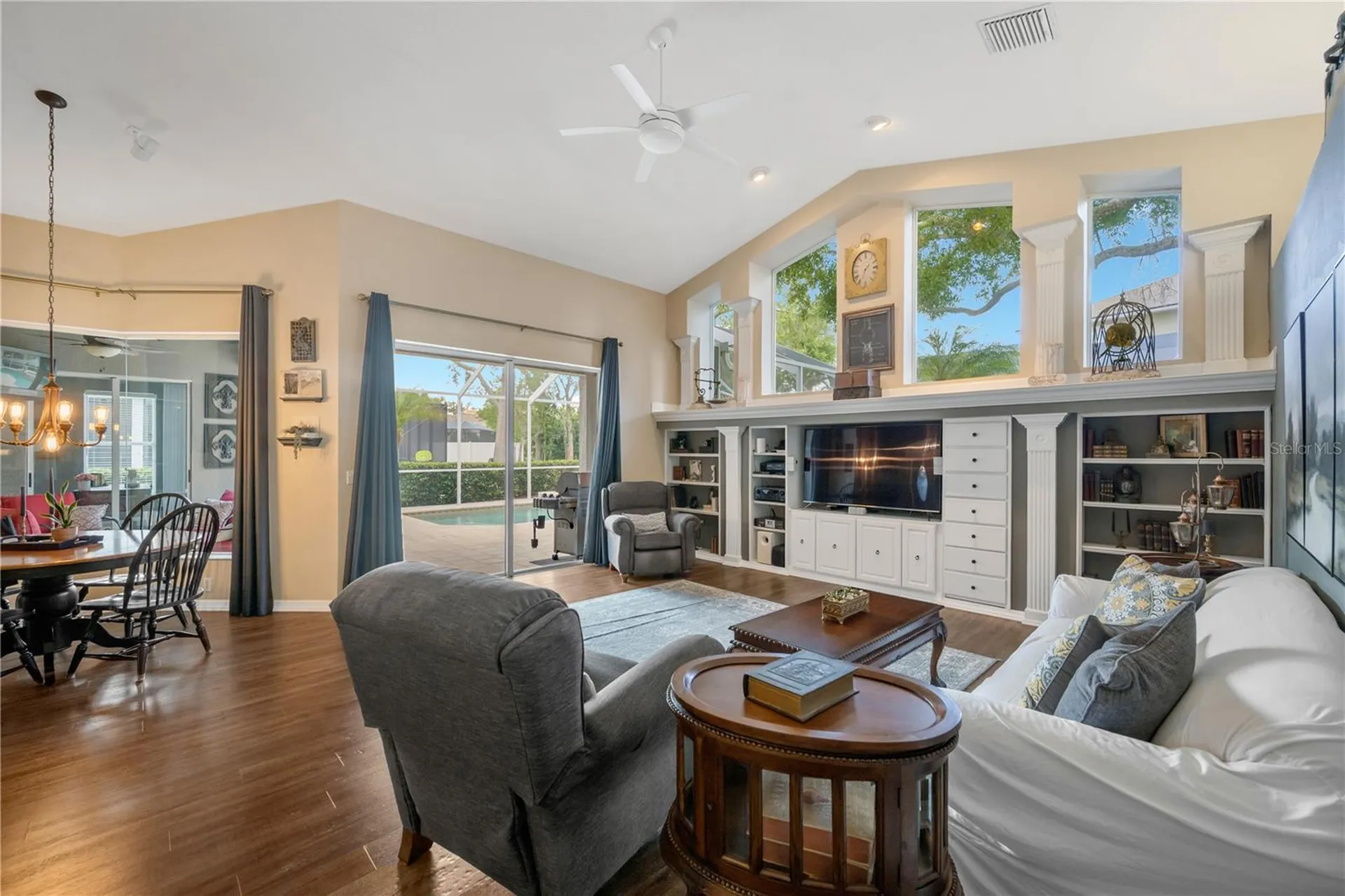 4315 Faircourt Drive Valrico FL 33596