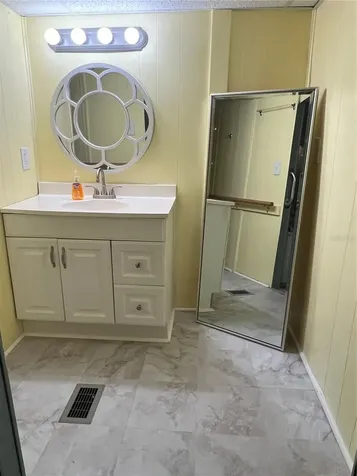 11 Shady Lane Palmetto FL 34221
