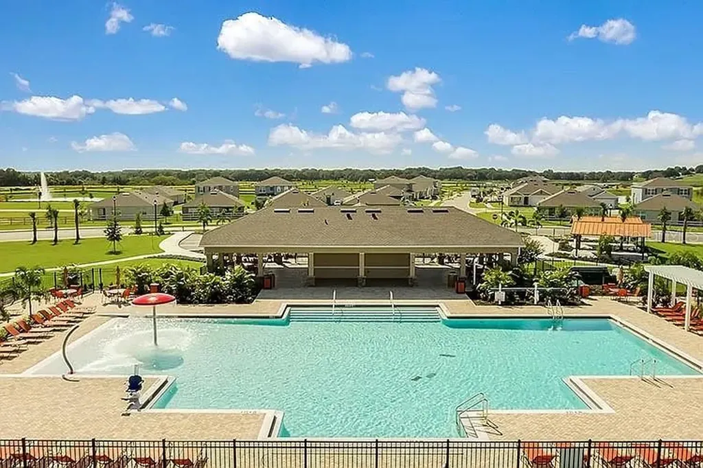 452 Noble Avenue Davenport FL 33837