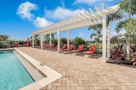 452 Noble Avenue Davenport FL 33837