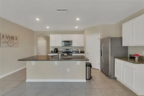 452 Noble Avenue Davenport FL 33837