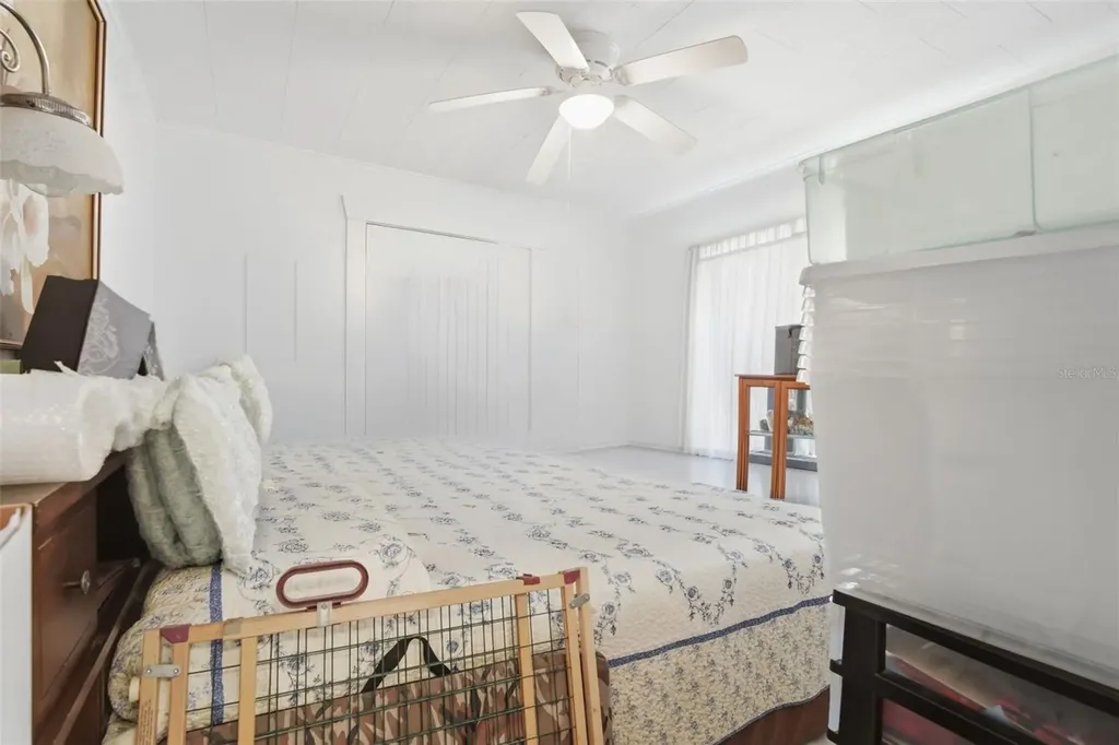718 E New York Avenue Deland FL 32724