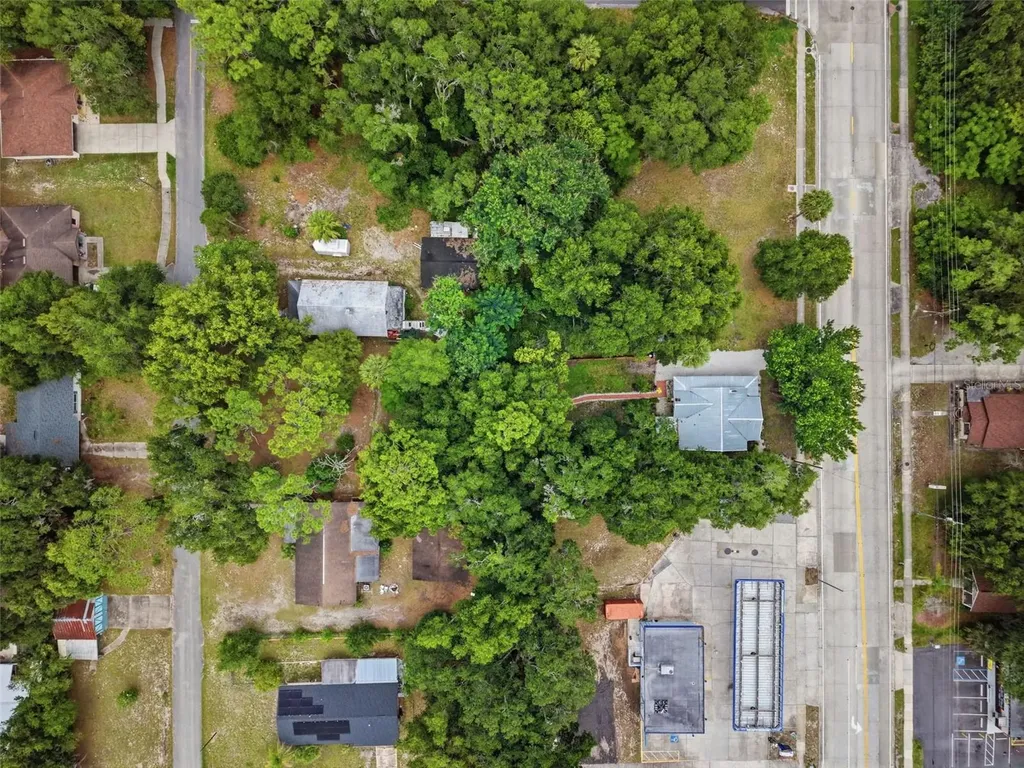 718 E New York Avenue Deland FL 32724