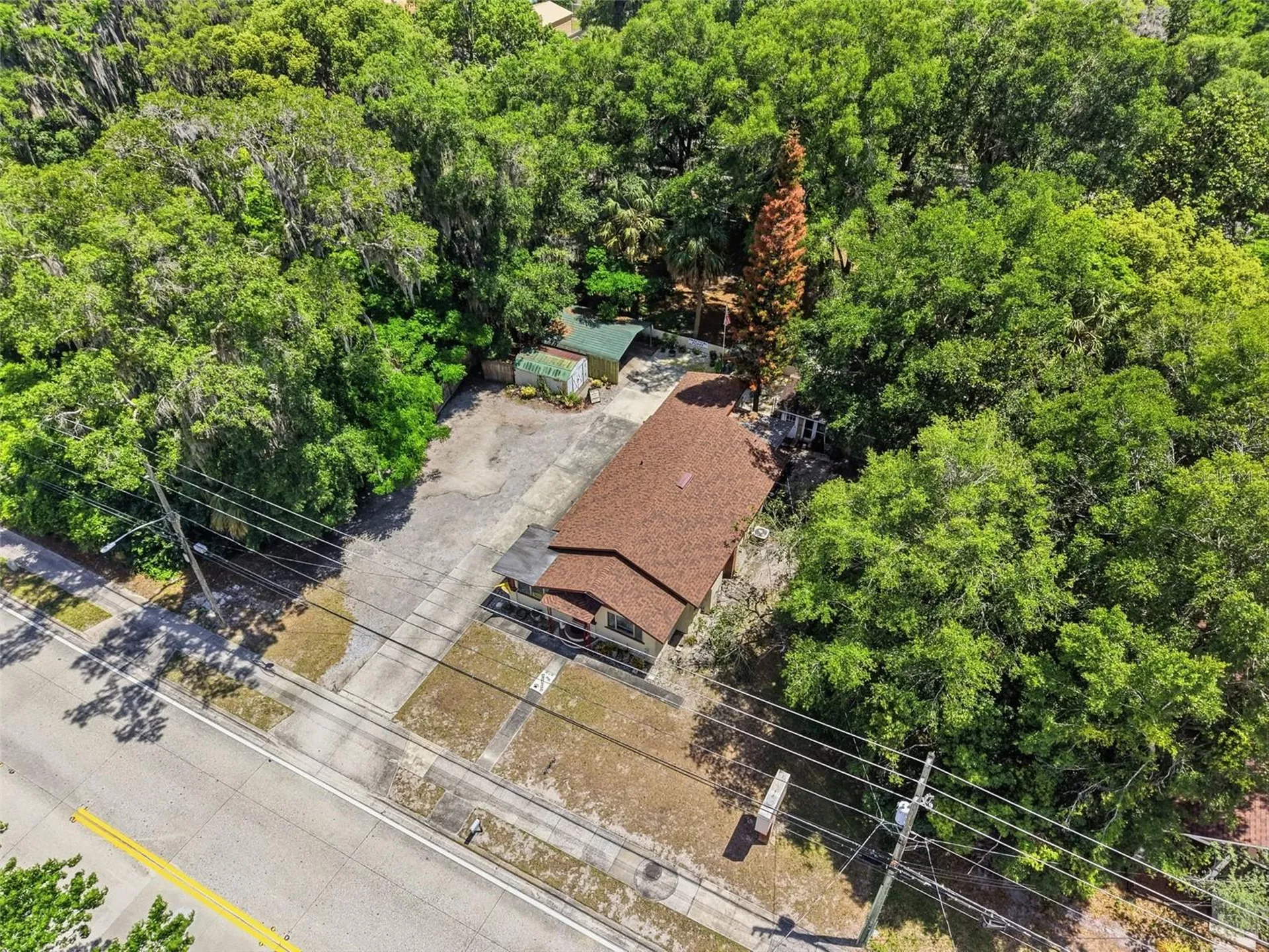 718 E New York Avenue Deland FL 32724
