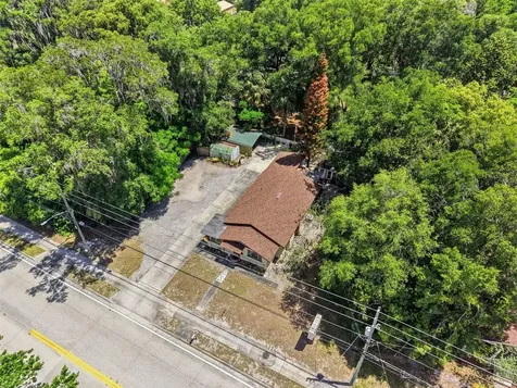 718 E New York Avenue Deland FL 32724
