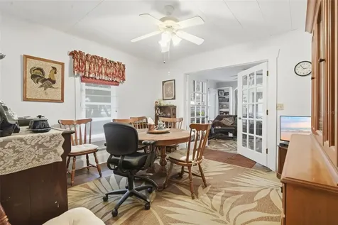 718 E New York Avenue Deland FL 32724