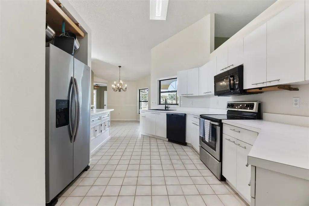 8432 Palm Lakes Court Sarasota FL 34243