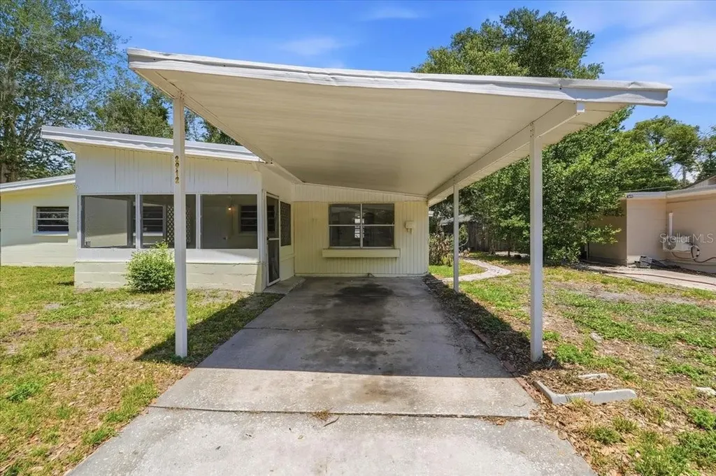 2912 Pineway Avenue Lakeland FL 33803