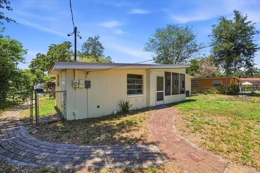 2912 Pineway Avenue Lakeland FL 33803