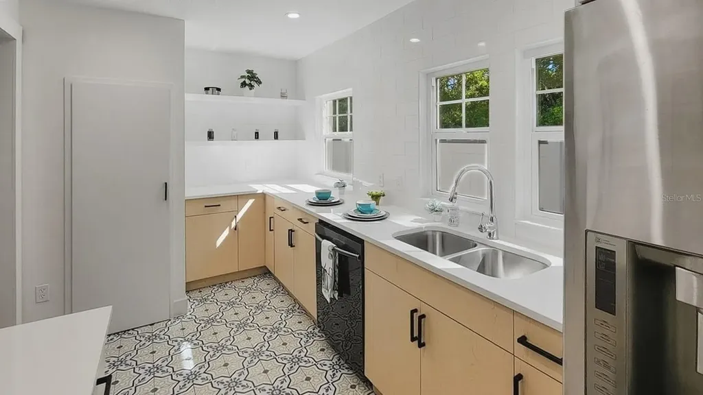 3104 W Lambright Street Tampa FL 33614