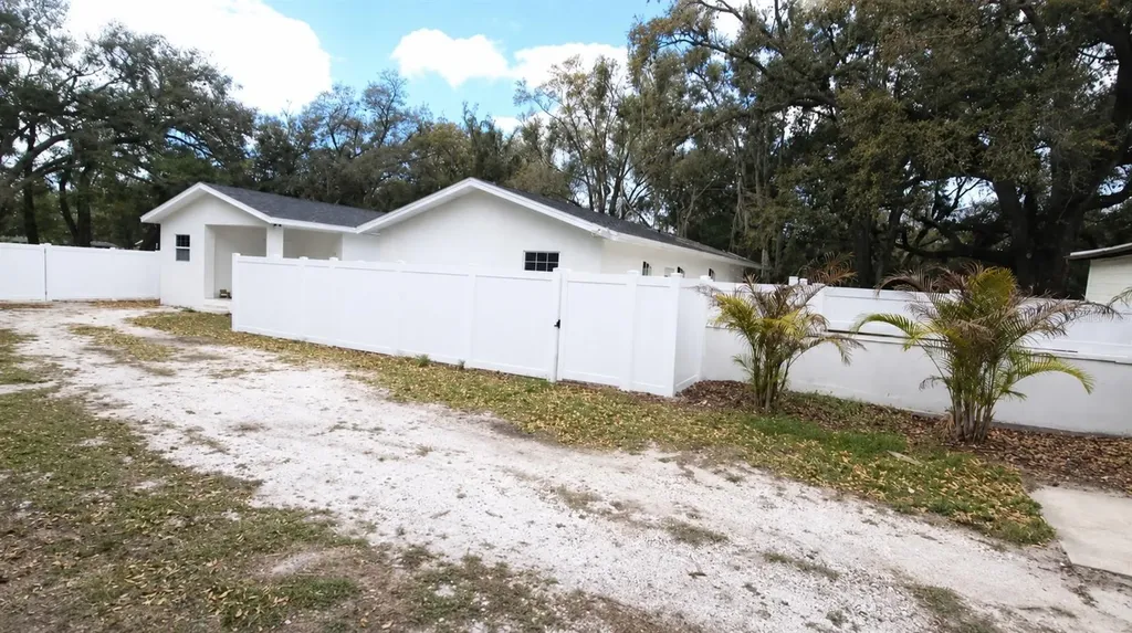3104 W Lambright Street Tampa FL 33614