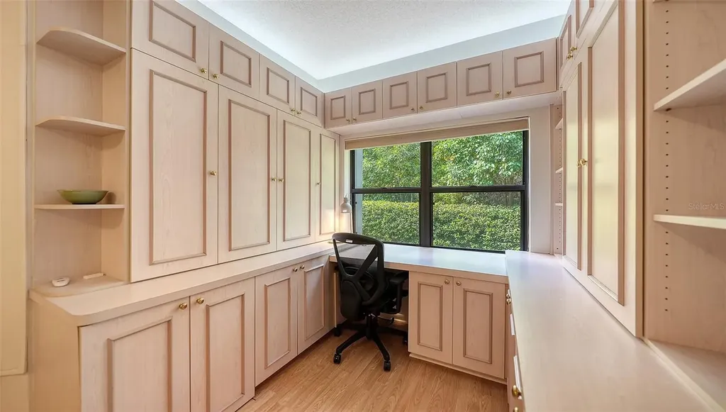 1632 Starling Drive Sarasota FL 34231