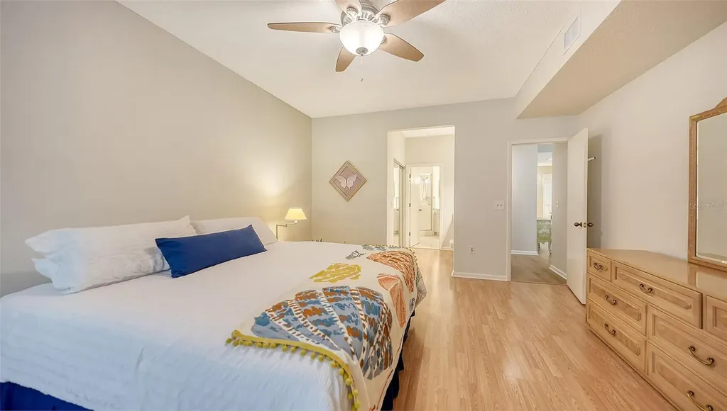 1632 Starling Drive Sarasota FL 34231