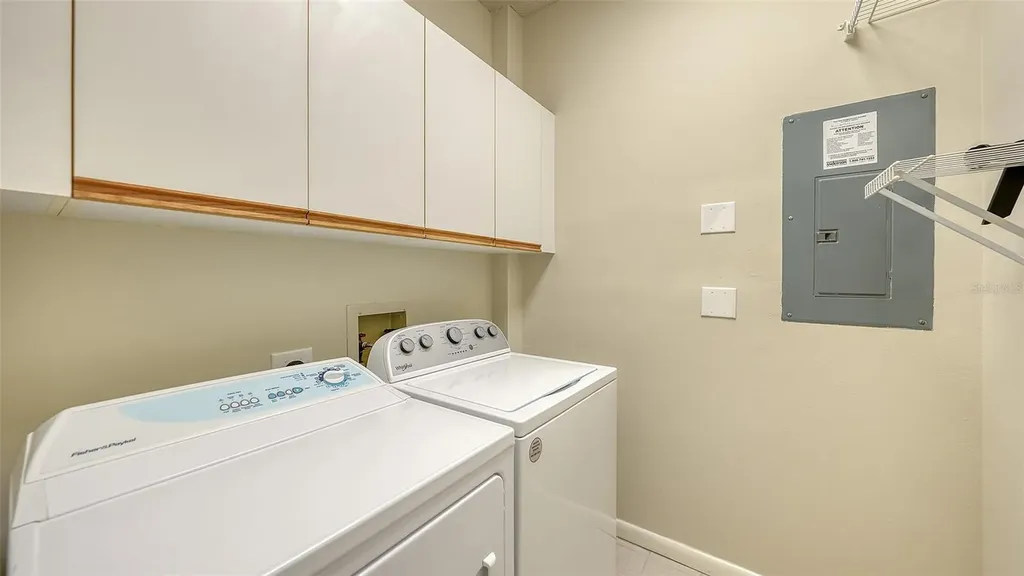 1632 Starling Drive Sarasota FL 34231