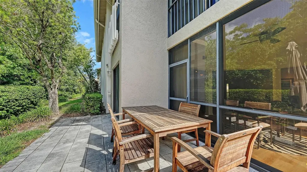 1632 Starling Drive Sarasota FL 34231