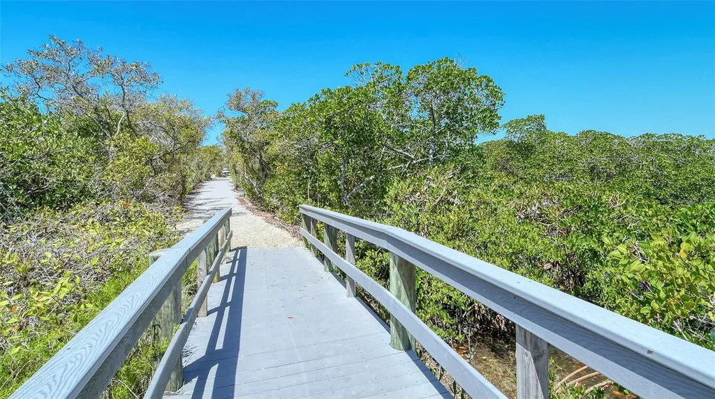 1632 Starling Drive Sarasota FL 34231