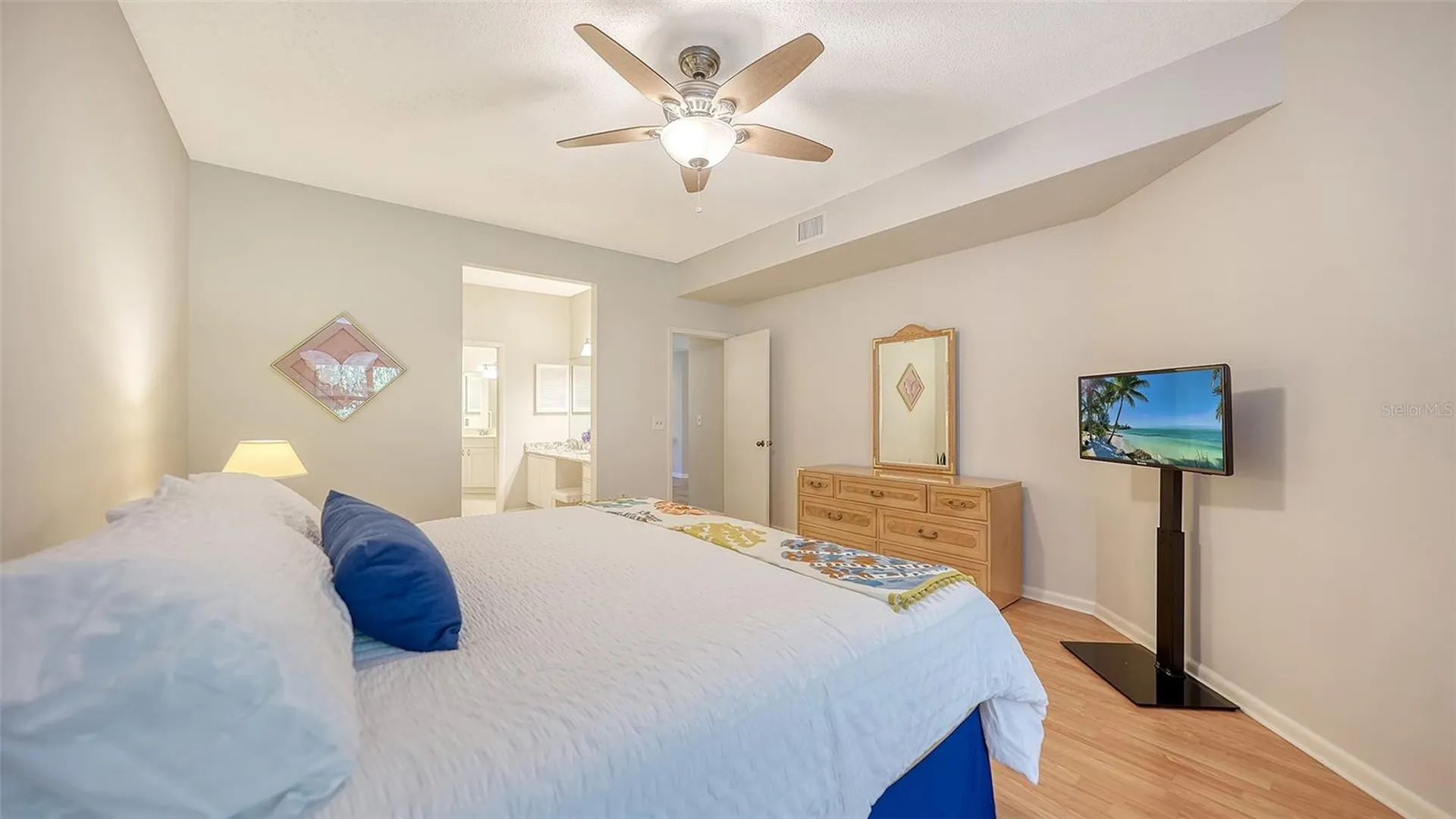 1632 Starling Drive Sarasota FL 34231