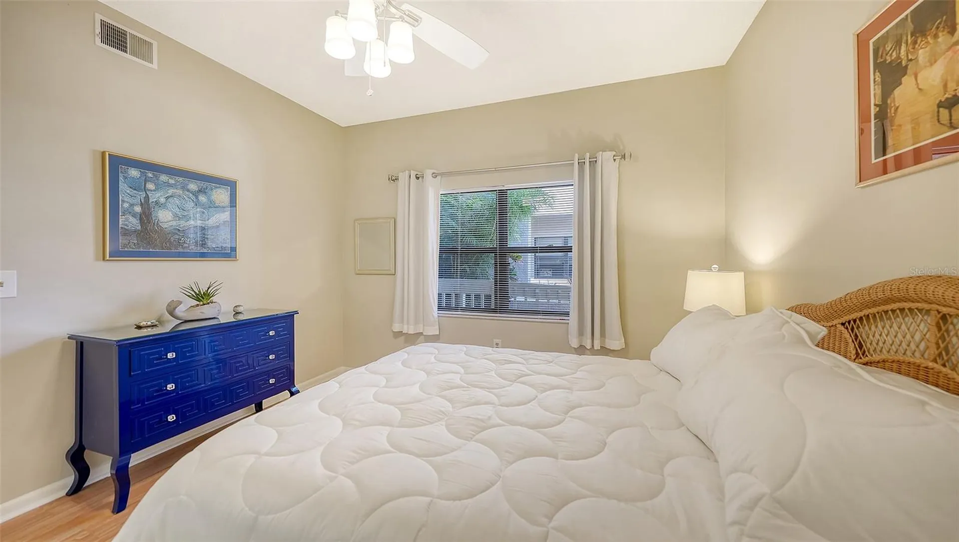 1632 Starling Drive Sarasota FL 34231