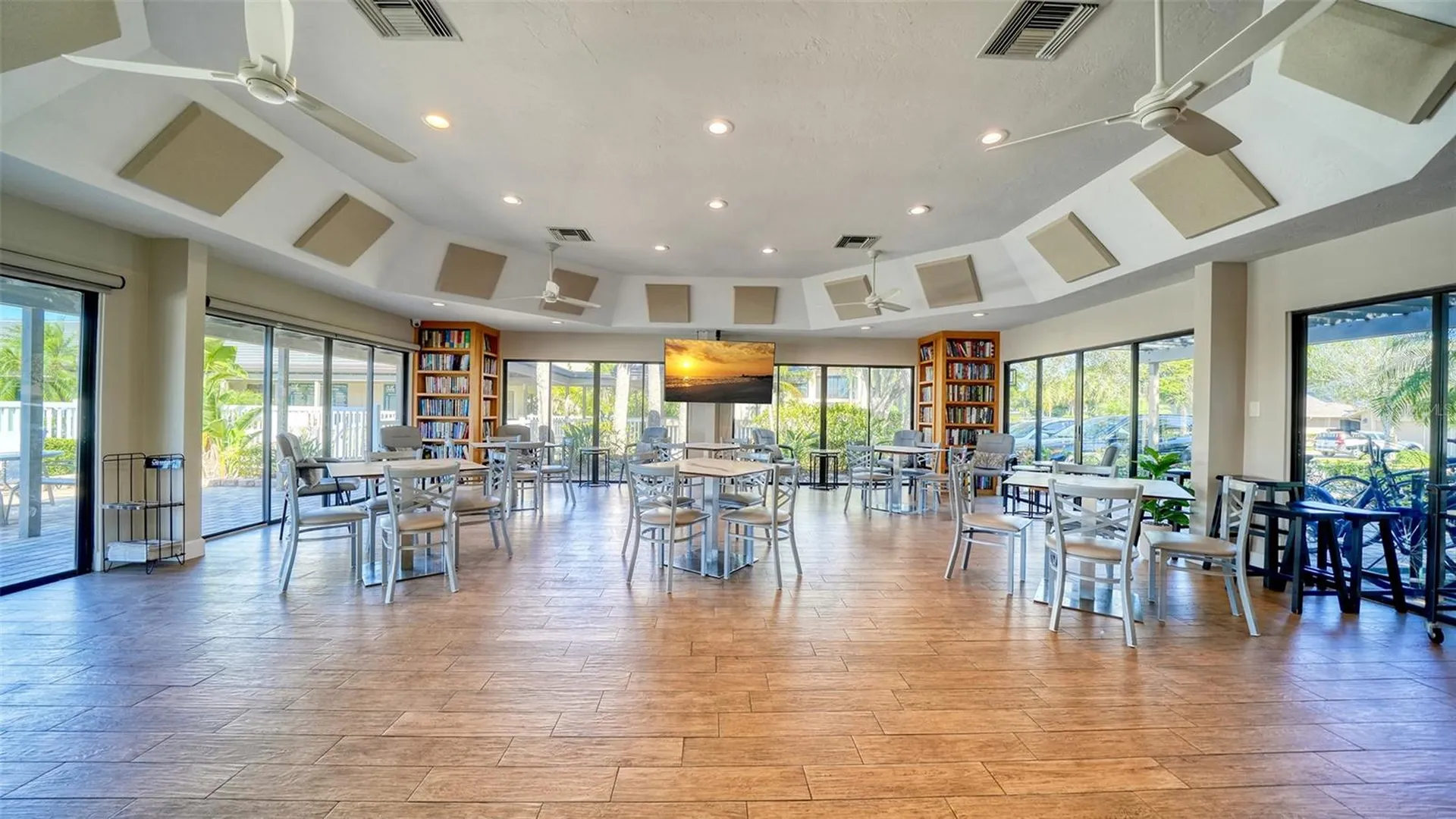 1632 Starling Drive Sarasota FL 34231
