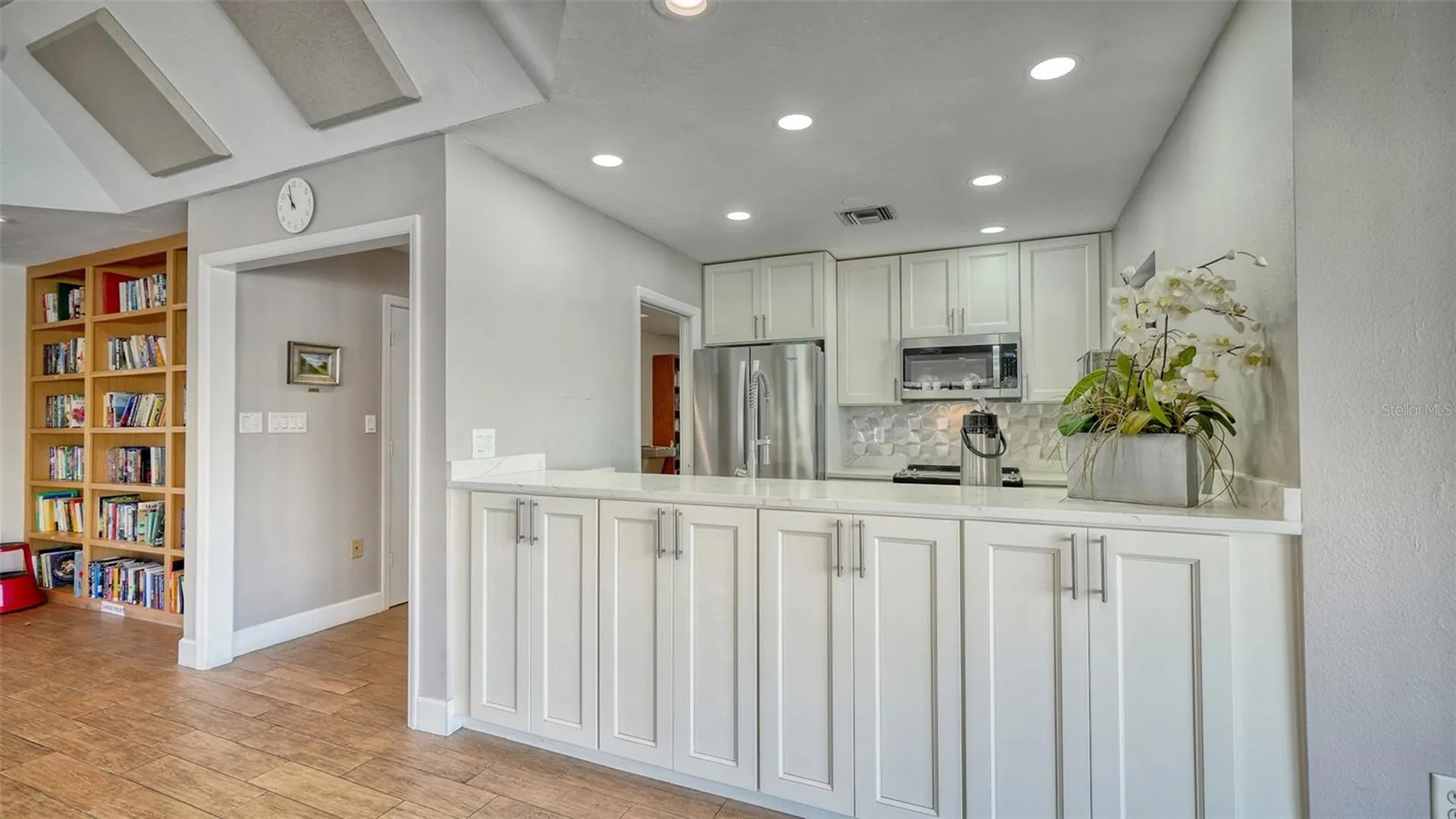 1632 Starling Drive Sarasota FL 34231