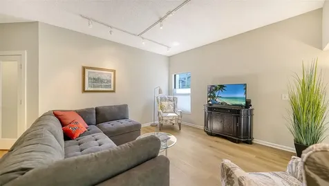 1632 Starling Drive Sarasota FL 34231