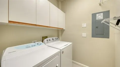 1632 Starling Drive Sarasota FL 34231