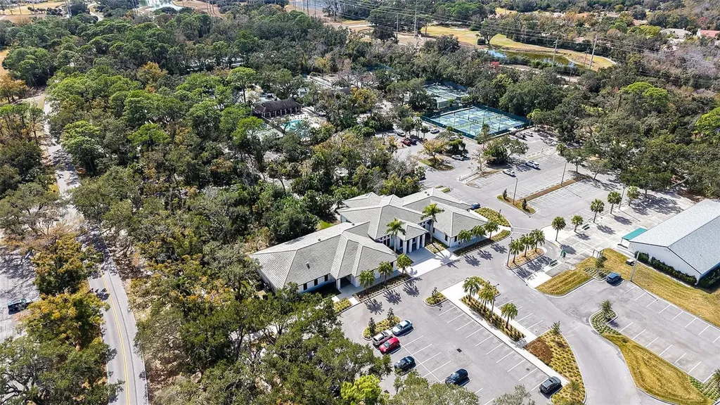 4391 Woodmans Chart Sarasota FL 34235