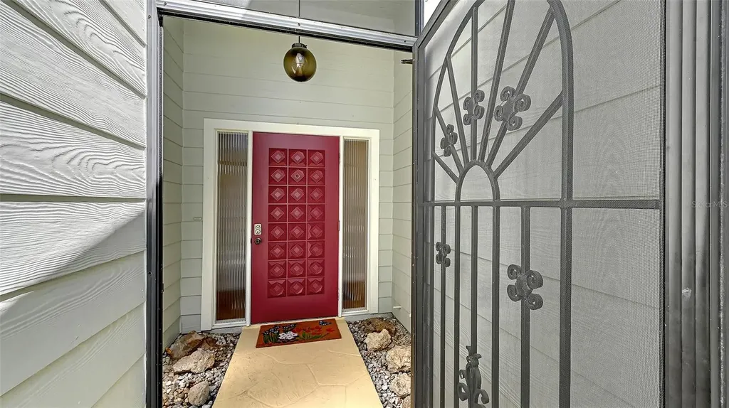 4391 Woodmans Chart Sarasota FL 34235