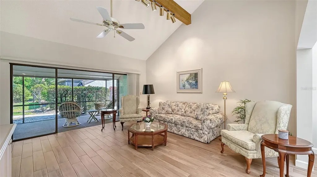 4391 Woodmans Chart Sarasota FL 34235