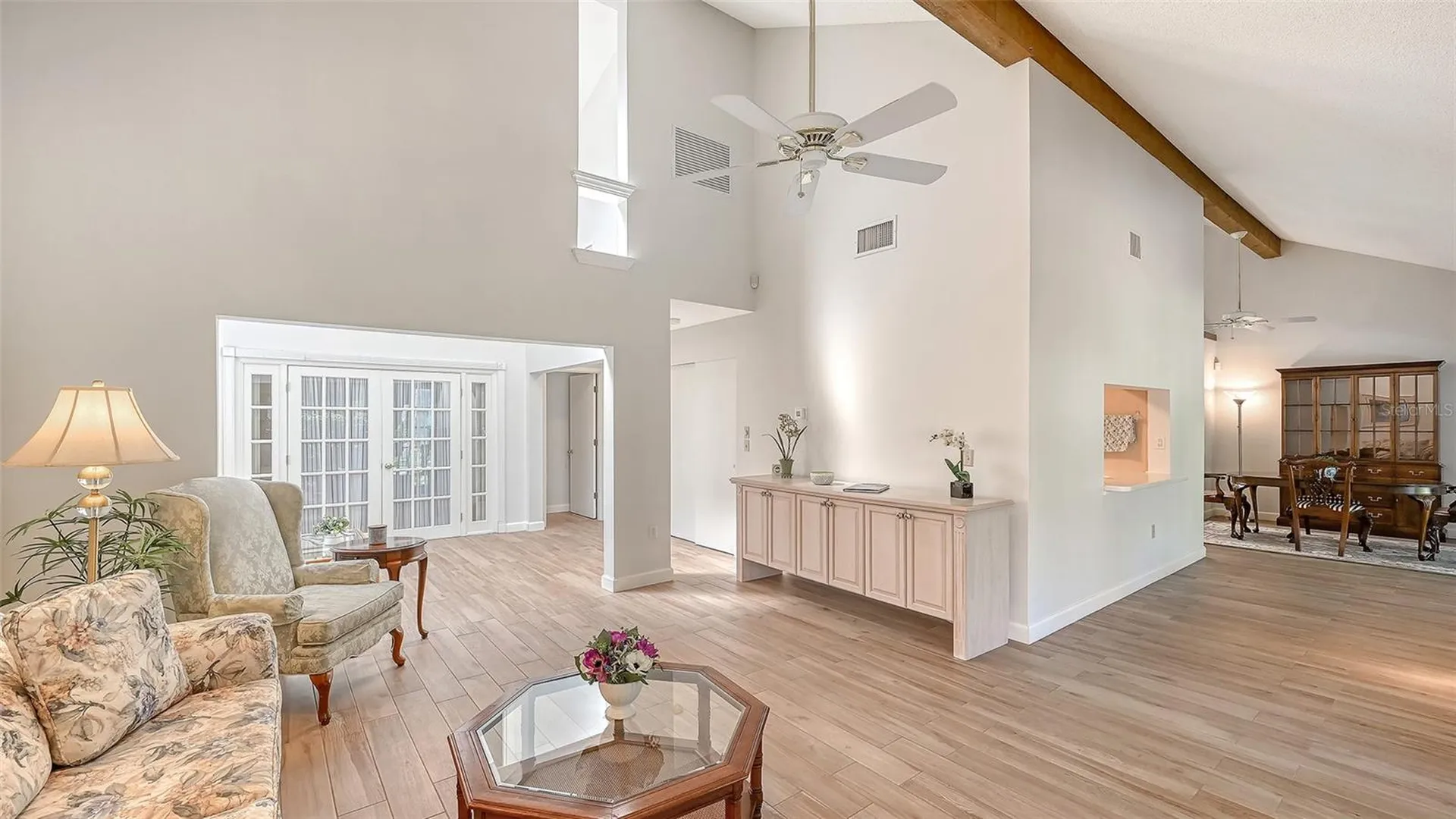 4391 Woodmans Chart Sarasota FL 34235