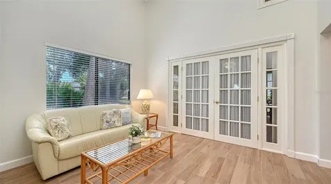 4391 Woodmans Chart Sarasota FL 34235