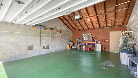 4391 Woodmans Chart Sarasota FL 34235