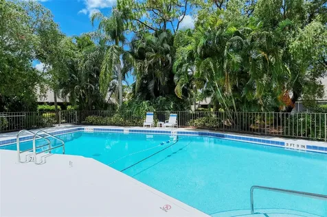 4391 Woodmans Chart Sarasota FL 34235