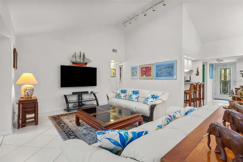 1702 Glenhouse Drive Sarasota FL 34231