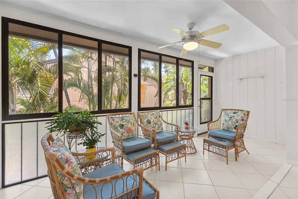 1702 Glenhouse Drive Sarasota FL 34231