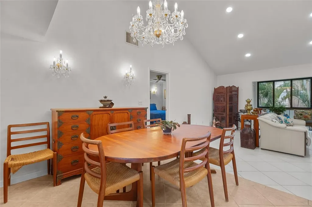 1702 Glenhouse Drive Sarasota FL 34231