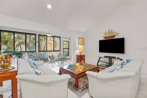 1702 Glenhouse Drive Sarasota FL 34231